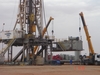 RedMed tandem lift assembling oil drilling platform