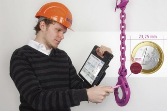 Using RUD's RFID-based system to check a hook's inspection history online