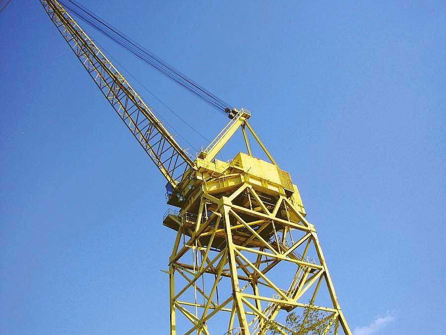 250 ton Clyde 37 Tower crane -1970
